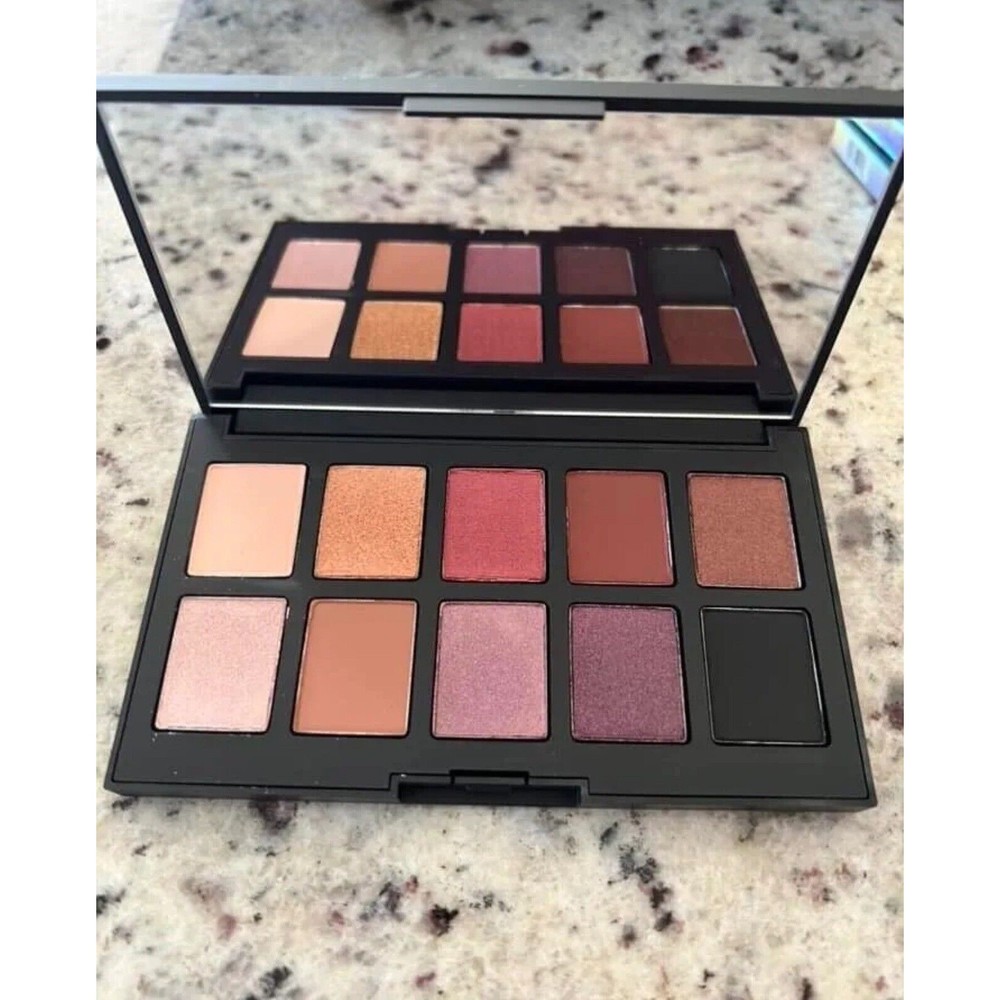 Haus Laboratories Fame Eyeshadow Palette Brand New In Box